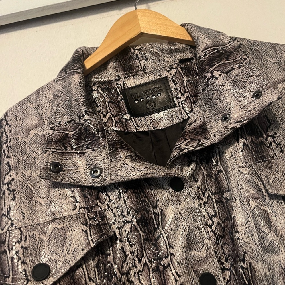 Women's Snake Print Jacket Blank Nyc snake skin jacket belted - Picture 4 of 5